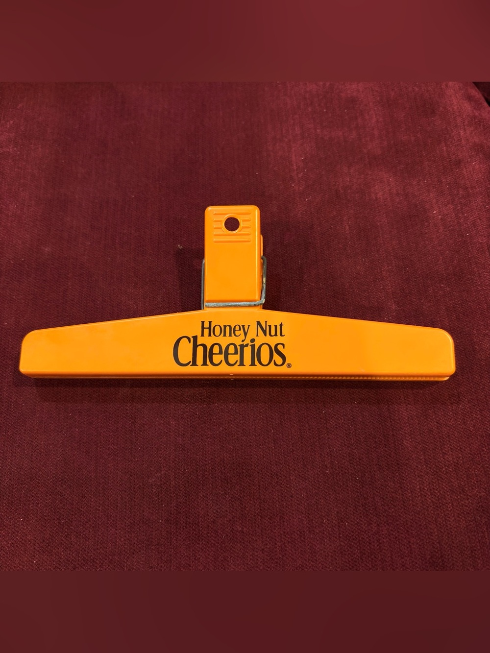 Pre Own Vintage Honey Nut Cheerios Promo Snack Bag Clip-6”